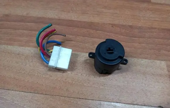 Nissan Qashqai Engine start stop button switch