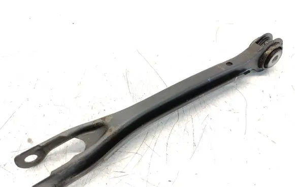 Mercedes-Benz C W205 Rear control arm A2043521205