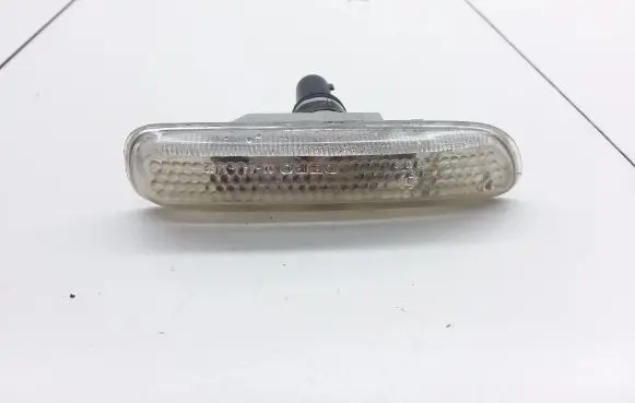 BMW 3 E46 Front fender indicator light 084441403L
