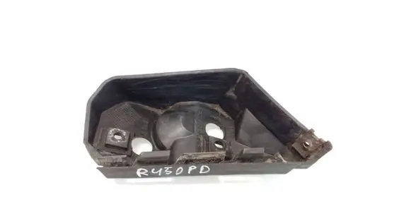 Volvo V50 Front bumper mounting bracket 30655875