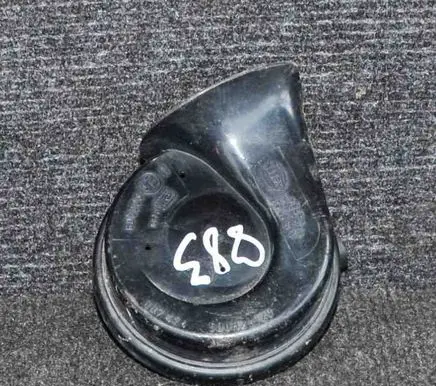 Audi A4 S4 B6 8E 8H Horn signal 8E0951223