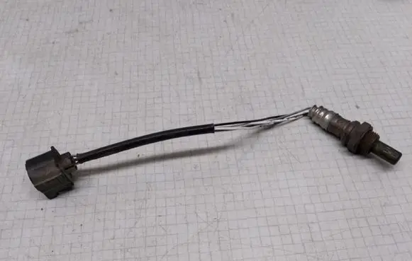 Chrysler Neon II Lambda probe sensor 05033200AA