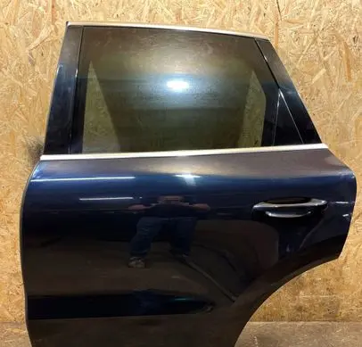 Porsche Cayenne (9Y0 9Y3) Front door