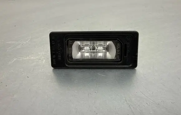 Audi Q7 4M Number plate light 4G0943021