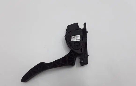 Volvo XC60 Accelerator throttle pedal 6G929F836DD