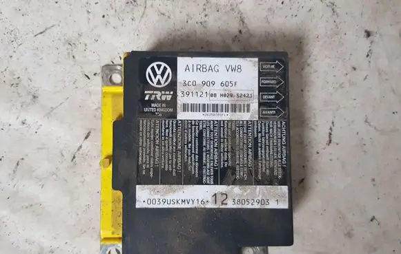 Volkswagen PASSAT B6 Airbag control unit/module 3C0909605F
