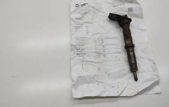 Fuel injector