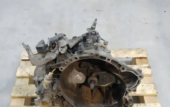 Citroen Xsara Picasso Manual 5 speed gearbox 20DL68