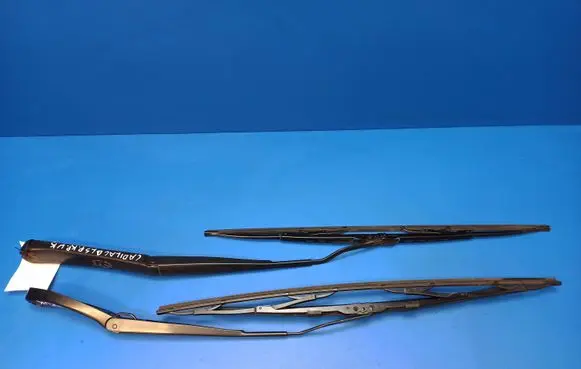 Cadillac BLS Front wiper blade arm 12760914 12761937