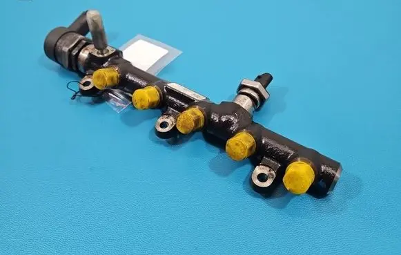 Mercedes-Benz Vito Viano W447 Fuel main line pipe 175217814R IMPRK1528606