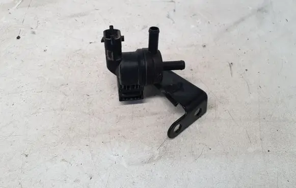 Hyundai i20 (GB IB) Vacuum valve 2901002100 9044060002 0228511