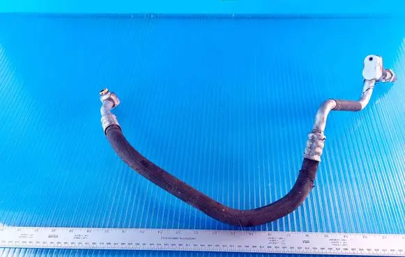 Audi A4 S4 B8 8K Air conditioning (A/C) pipe/hose 8K0260701