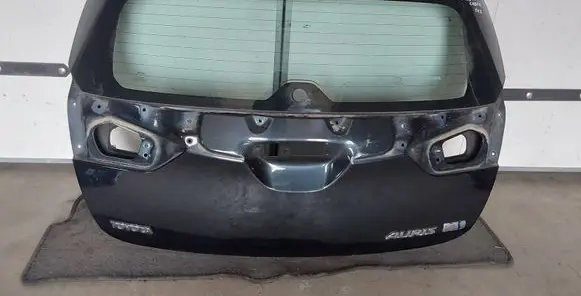Toyota Auris E180 Tailgate/trunk/boot lid 