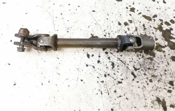 Nissan Qashqai Steering column universal joint