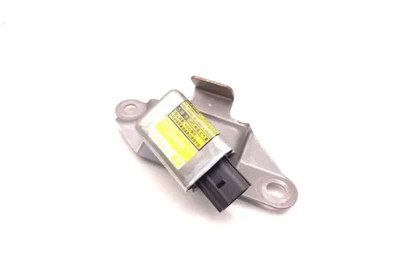 Toyota Land Cruiser (J120) Airbag deployment crash/impact sensor 89860-60020 187900-0451