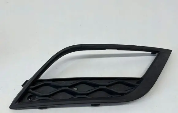 Seat Toledo IV (NH) Front fog light trim/grill 6JA807681A
