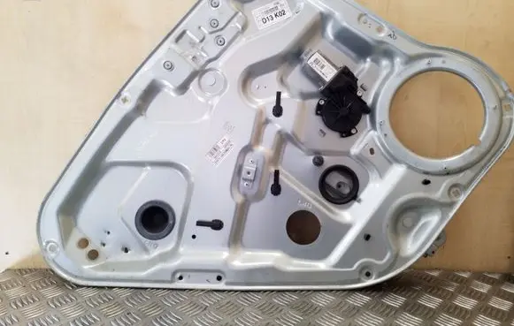 Hyundai Santa Fe Rear door window regulator with motor 2601245 834702B030WKS4