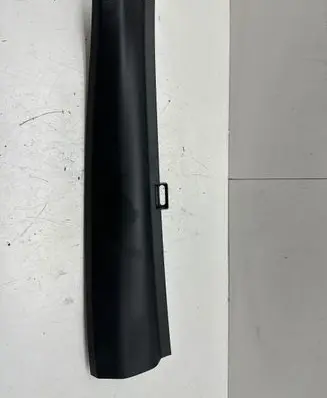 (C) pillar trim