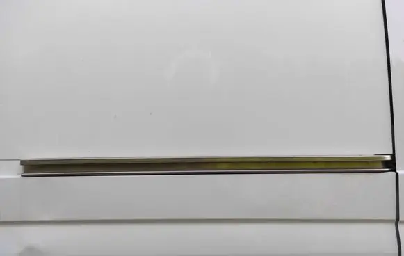Mercedes-Benz Sprinter W906 Sliding door middle roller runner 