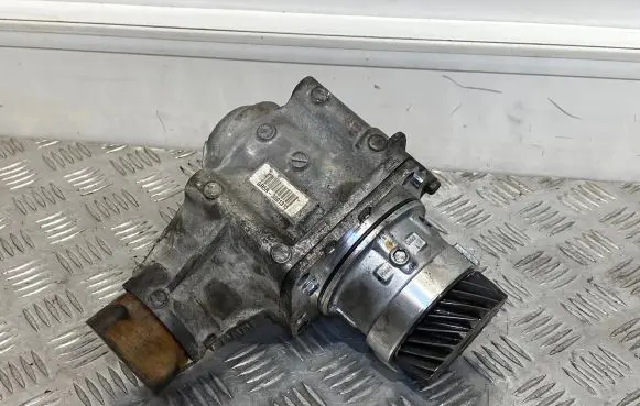 Honda CR-V Gearbox transfer box case GR6R3001315