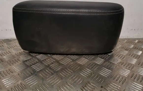 Jeep Grand Cherokee Armrest