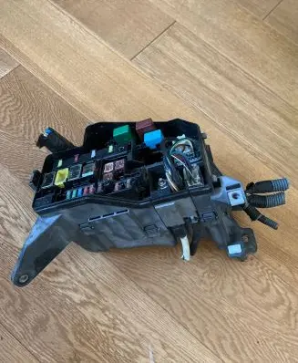Toyota RAV 4 (XA30) Fuse box set 8264147020