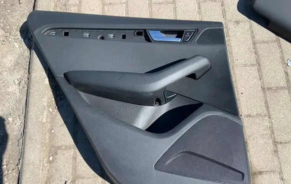 Audi Q5 SQ5 Rear door card panel trim 8R0867305 8R086730524A
