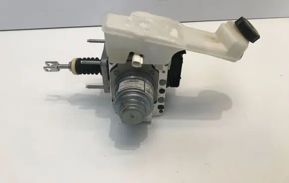 Ford Kuga III Master brake cylinder LX6C2D335MF LX6C2C219MF LX6C2D335MD