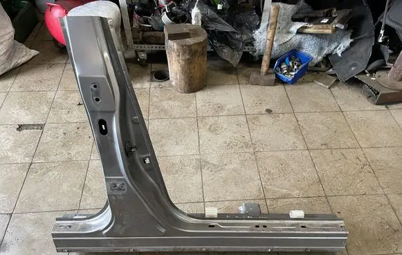 Nissan Murano Z51 Pillar (middle) 