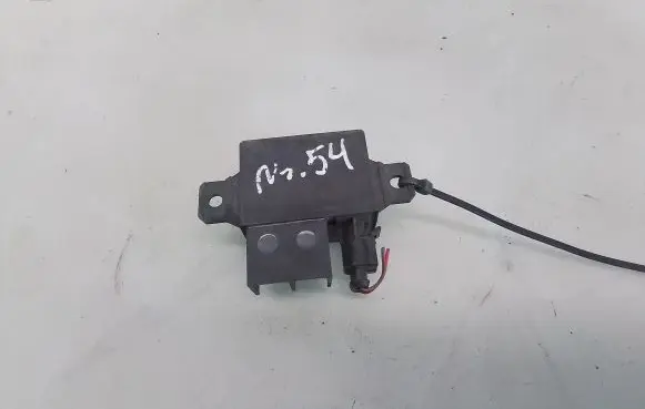 Mercedes-Benz E W211 Glow plug pre-heat relay 0025423519
