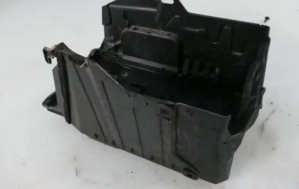 Volvo XC60 Battery tray 31299867