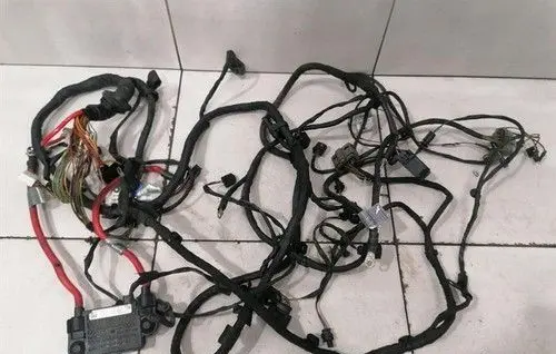 Mercedes-Benz S W221 Engine installation wiring loom A2214403235