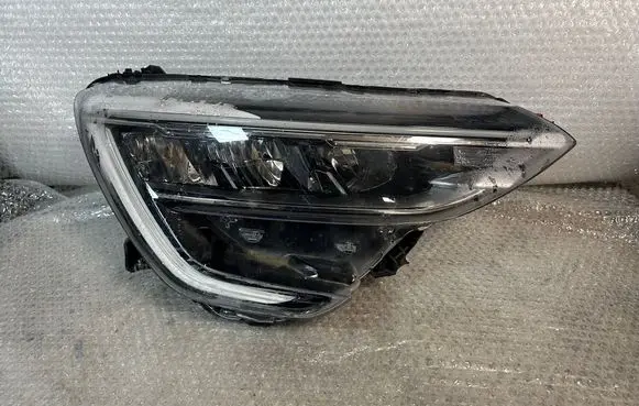 Renault Arkana Headlight/headlamp 260107780R 3623936240