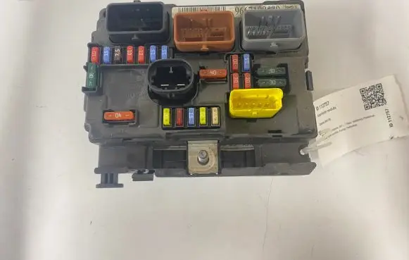 Citroen DS3 Comfort/convenience module 9667199680 R08