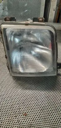 Volkswagen II LT Headlight/headlamp