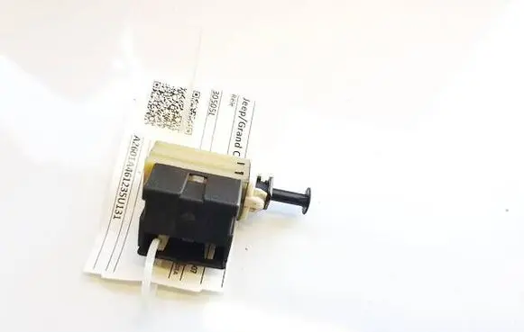Jeep Grand Cherokee (WJ) Brake pedal sensor switch 30505L