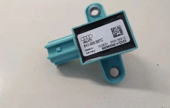 Audi A5 8T 8F Airbag deployment crash/impact sensor 8K0955557C