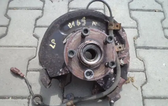 Ford Escort Front wheel hub spindle knuckle