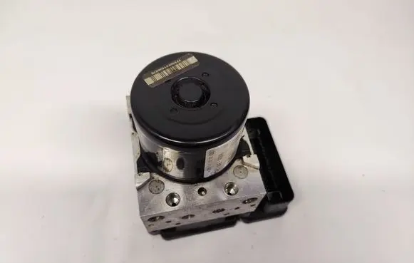 Mercedes-Benz S W221 ABS Pump A2215455232