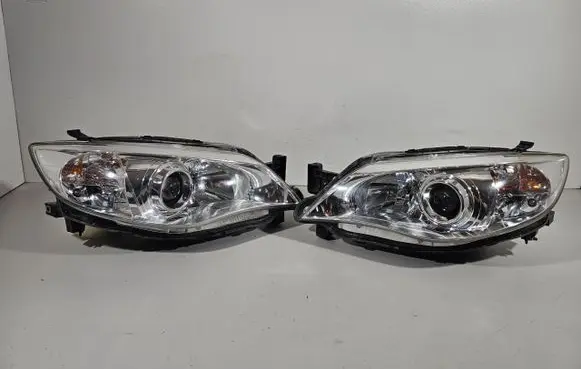 Volkswagen Golf Plus Headlights/headlamps set 1748396556574