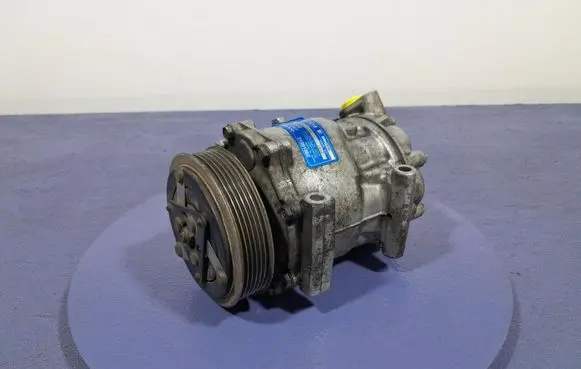 Volvo V50 Air conditioning (A/C) compressor (pump) 31291882