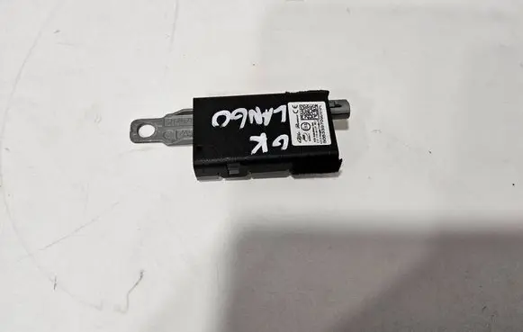 Alfa Romeo Giulia Aerial antenna amplifier 50533970
