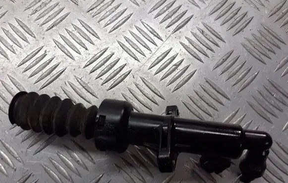 Citroen C5 Clutch slave cylinder 