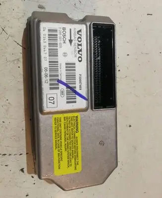 Volvo V70 Airbag control unit/module 30667469 0285001655