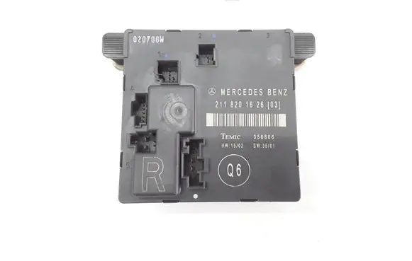Mercedes-Benz E W211 Door control unit/module 2118201626