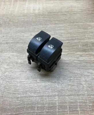 Renault Laguna I Electric window control switch