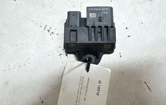 BMW 4 F32 F33 Glow plug pre-heat relay 0522120103