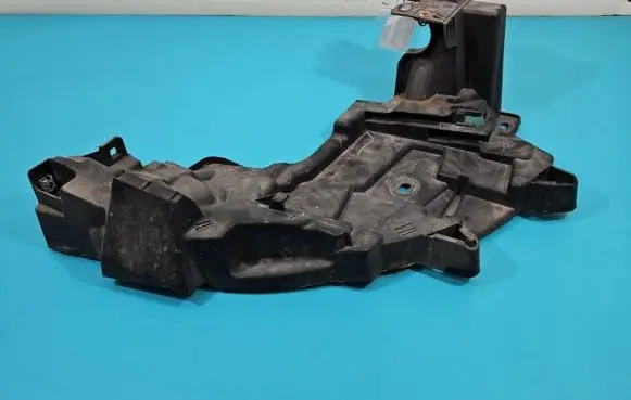 Headlight/headlamp mounting bracket