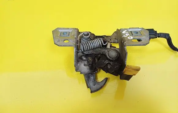 Volvo V50 Engine bonnet/hood lock/catch