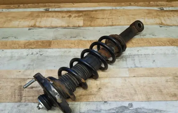 Toyota Corolla Verso AR10 Rear shock absorber with coil spring 